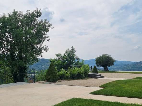 CP-1588_canelli_piemonte_unesco_olives_caseinpiemonte_realestate_elianne_homesinpiemonte_case_castelli_cascine_fabiana (13)