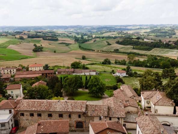 CP-1590_caseinpiemonte_unesco_history_casale_luxury_elianne_fabiana_alfiano_monferrato (3)