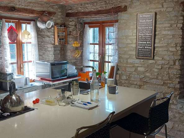 CP-1638_canelli_cassinasco_unesco_barbera_fabiana_elianne_monferrato_caseinpiemonte_realestate_forest_woods (15)