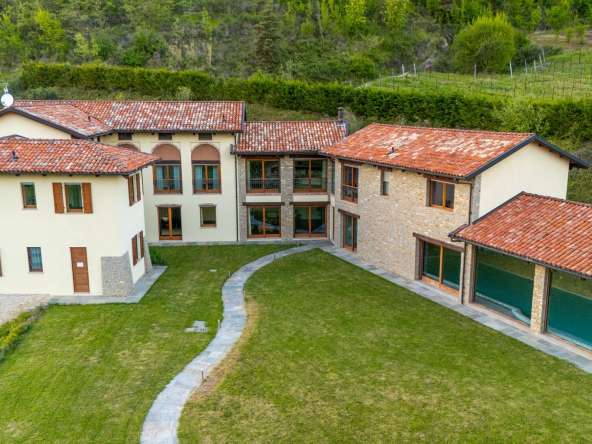 SelectedHomes_SerravalleLanghe_Langhe_Altalanga_immobiliare_barolo_nebbiolo_cl-1662.jpg_20250425200838_0044_D_LP