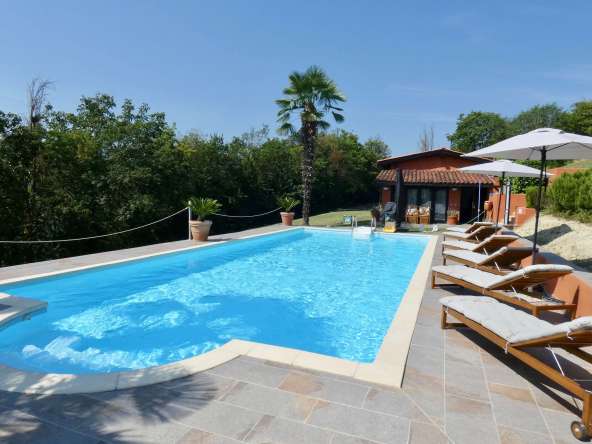 selectedhomespiemonte_monasterobormida_monferrato_barbera_pool_cascina_farmhouse_cr-168200217