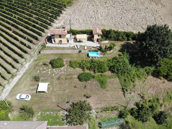 CP-1714_monforte_alba_barolo_elianne_fabiana_piemonte_langhe_unesco_property_project_unique_realestate (24)